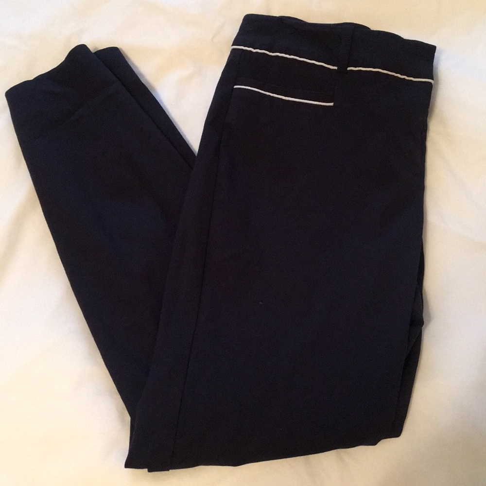 The Limited Exact Stretch navy/white ankle pants